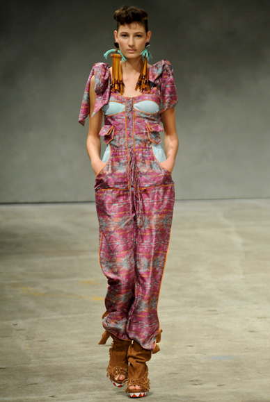 desfile-gborges-rioinverno2009rtw-109