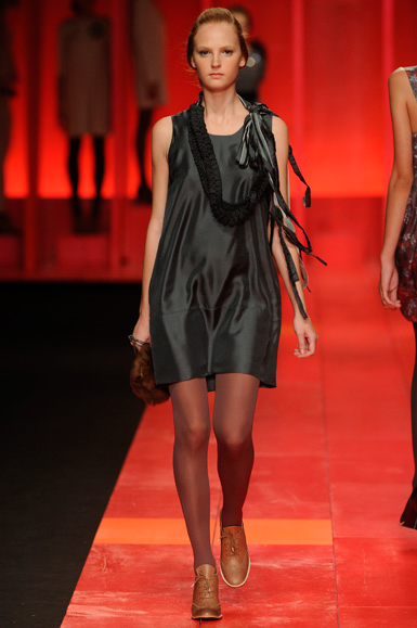 desfile-mariabonitaextra-rioinverno2009rtw-112