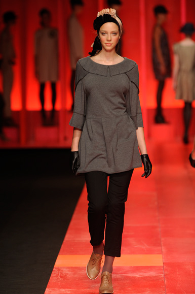 desfile-mariabonitaextra-rioinverno2009rtw-117
