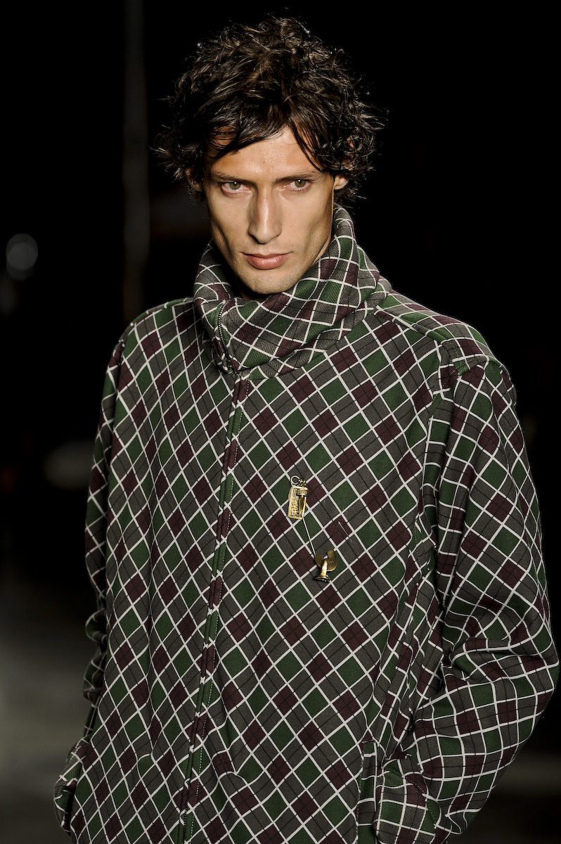 mque_i09_014