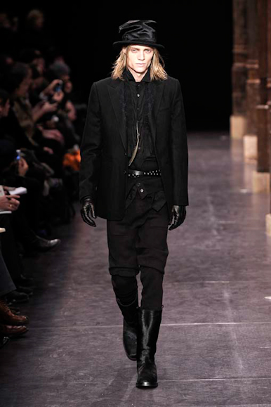 desfile-anndemeulemeester-parisinverno2009rtw-101