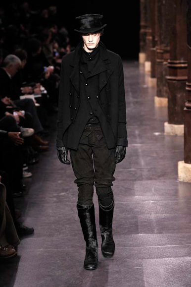desfile-anndemeulemeester-parisinverno2009rtw-105