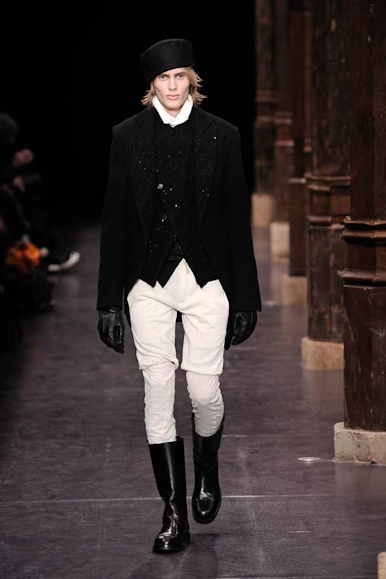 desfile-anndemeulemeester-parisinverno2009rtw-106