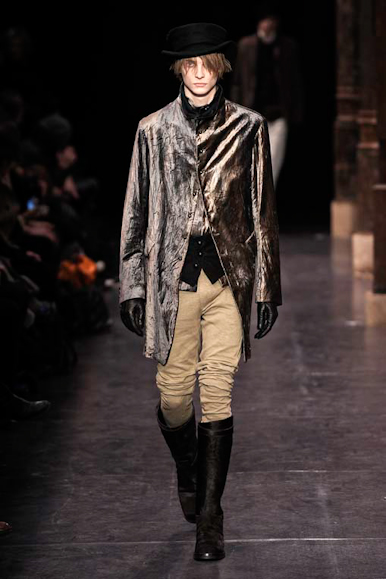 desfile-anndemeulemeester-parisinverno2009rtw-113