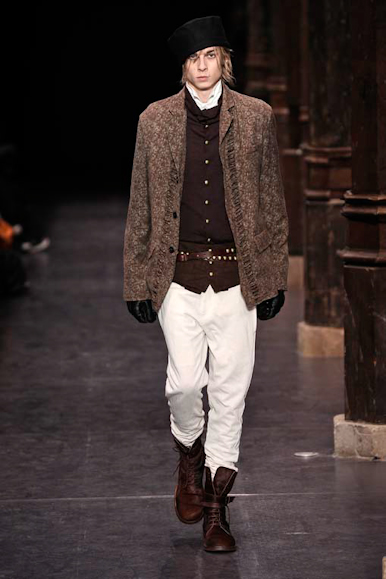 desfile-anndemeulemeester-parisinverno2009rtw-114
