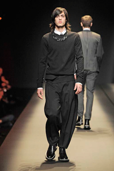 desfiles-dior-parisinvernomen2009rtw-105