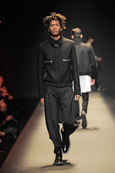 desfiles-dior-parisinvernomen2009rtw-110
