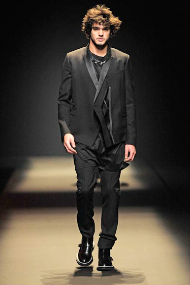 desfiles-dior-parisinvernomen2009rtw-115