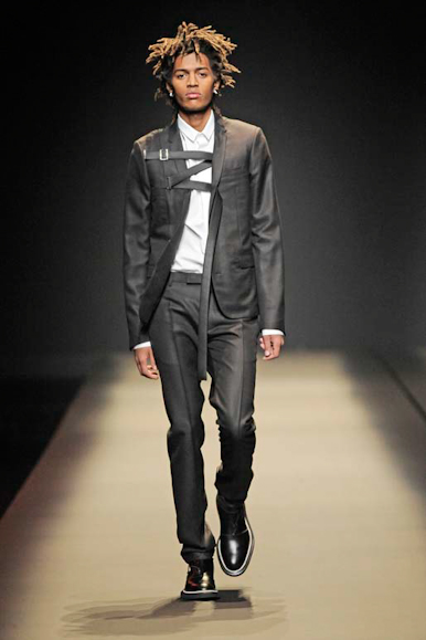 desfiles-dior-parisinvernomen2009rtw-119