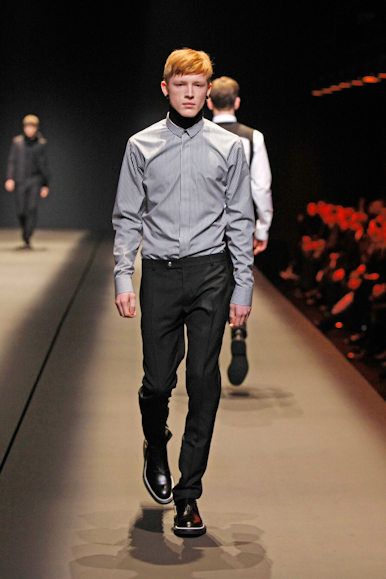 desfiles-dior-parisinvernomen2009rtw-129