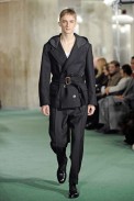 desfiles-dvn-parisinvernomen2009rtw-106