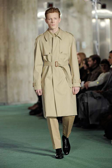 desfiles-dvn-parisinvernomen2009rtw-109
