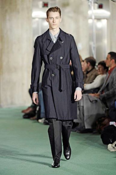 desfiles-dvn-parisinvernomen2009rtw-111