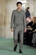 desfiles-dvn-parisinvernomen2009rtw-124
