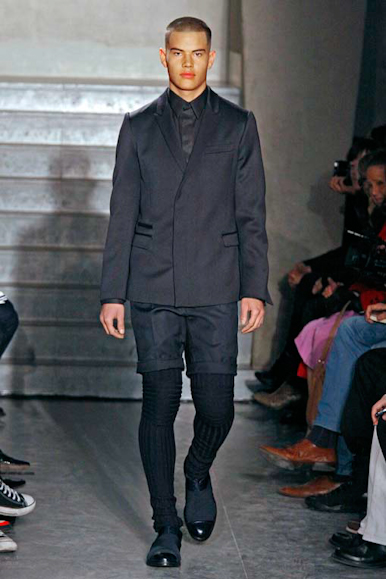 desfiles-givenchy-parisinvernomen2009rtw-102