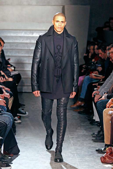 desfiles-givenchy-parisinvernomen2009rtw-105