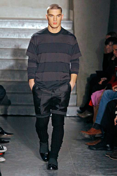 desfiles-givenchy-parisinvernomen2009rtw-111