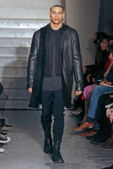 desfiles-givenchy-parisinvernomen2009rtw-126