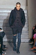 desfiles-givenchy-parisinvernomen2009rtw-128