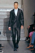 desfiles-givenchy-parisinvernomen2009rtw-130