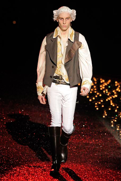 desfiles-jgalliano-parisinvernomen2009rtw-108