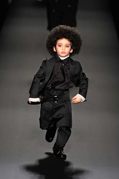 desfiles-jpgaultier-parisinvernomen2009rtw-100