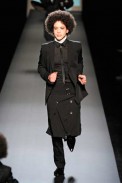 desfiles-jpgaultier-parisinvernomen2009rtw-101