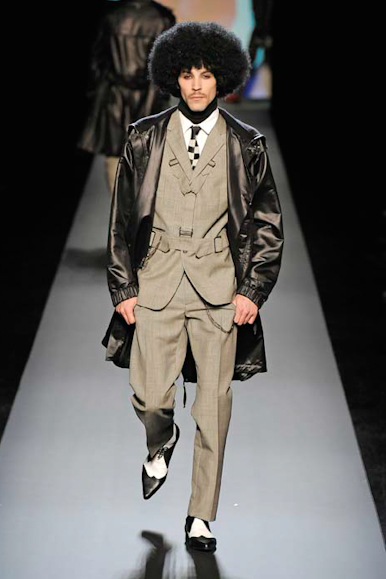 desfiles-jpgaultier-parisinvernomen2009rtw-106