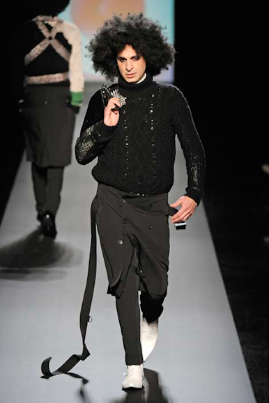 desfiles-jpgaultier-parisinvernomen2009rtw-137