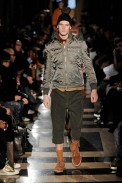 desfiles-jwatanabe-parisinvernomen2009rtw-110
