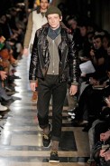 desfiles-jwatanabe-parisinvernomen2009rtw-113