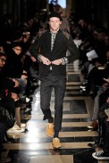 desfiles-jwatanabe-parisinvernomen2009rtw-125