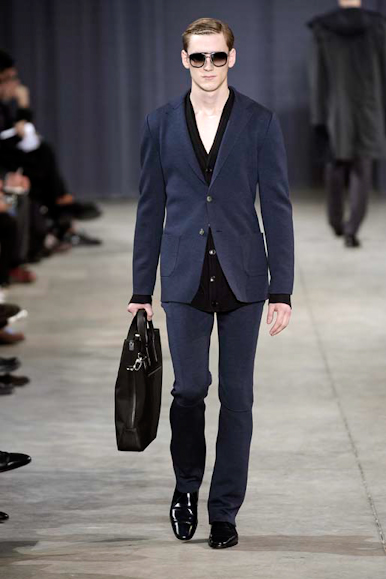 desfiles-lvuitton-parisinvernomen2009rtw-101
