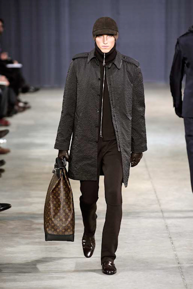 desfiles-lvuitton-parisinvernomen2009rtw-111