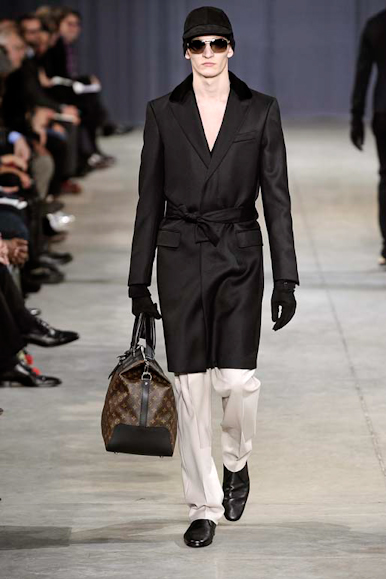 desfiles-lvuitton-parisinvernomen2009rtw-118