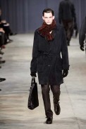 desfiles-lvuitton-parisinvernomen2009rtw-124