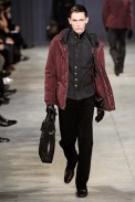 desfiles-lvuitton-parisinvernomen2009rtw-135