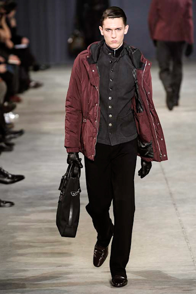 desfiles-lvuitton-parisinvernomen2009rtw-135
