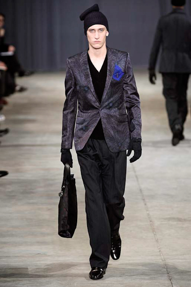 desfiles-lvuitton-parisinvernomen2009rtw-137