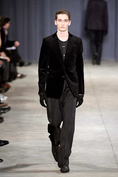 desfiles-lvuitton-parisinvernomen2009rtw-143