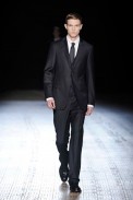 desfiles-rafsimons-parisinvernomen2009rtw-101
