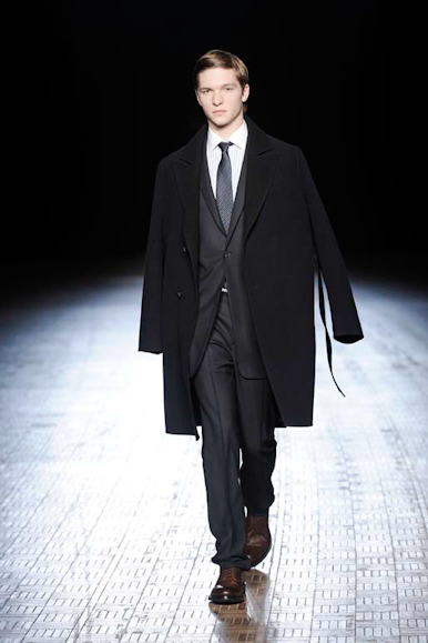 desfiles-rafsimons-parisinvernomen2009rtw-108
