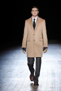 desfiles-rafsimons-parisinvernomen2009rtw-110