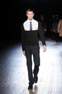 desfiles-rafsimons-parisinvernomen2009rtw-123