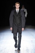 desfiles-rafsimons-parisinvernomen2009rtw-126