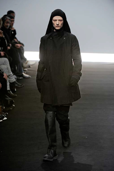 desfiles-rickowens-parisinvernomen2009rtw-102