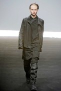 desfiles-rickowens-parisinvernomen2009rtw-104