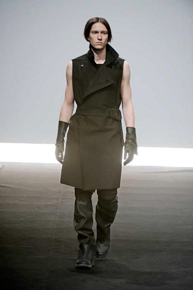 desfiles-rickowens-parisinvernomen2009rtw-107