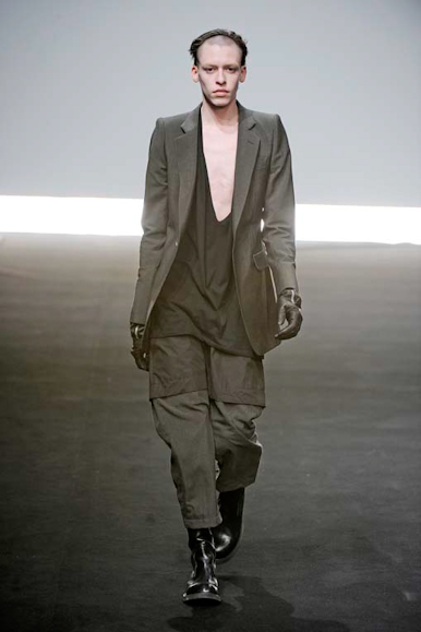 desfiles-rickowens-parisinvernomen2009rtw-111