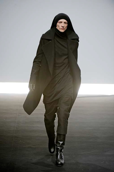 desfiles-rickowens-parisinvernomen2009rtw-118